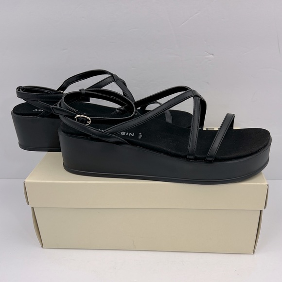 ANNE KLEIN BLACK PLATFORM STRAP SANDALS, INSOLE IS SUPER CUSHIONY, SIZE 9.5M - Picture 6 of 16